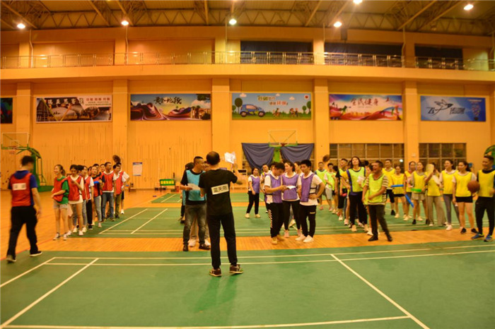 欽州林湖美地2020年趣味運(yùn)動(dòng)會(huì)6.jpg 欽州林湖美地2020年趣味運(yùn)動(dòng)會(huì)6.jpg